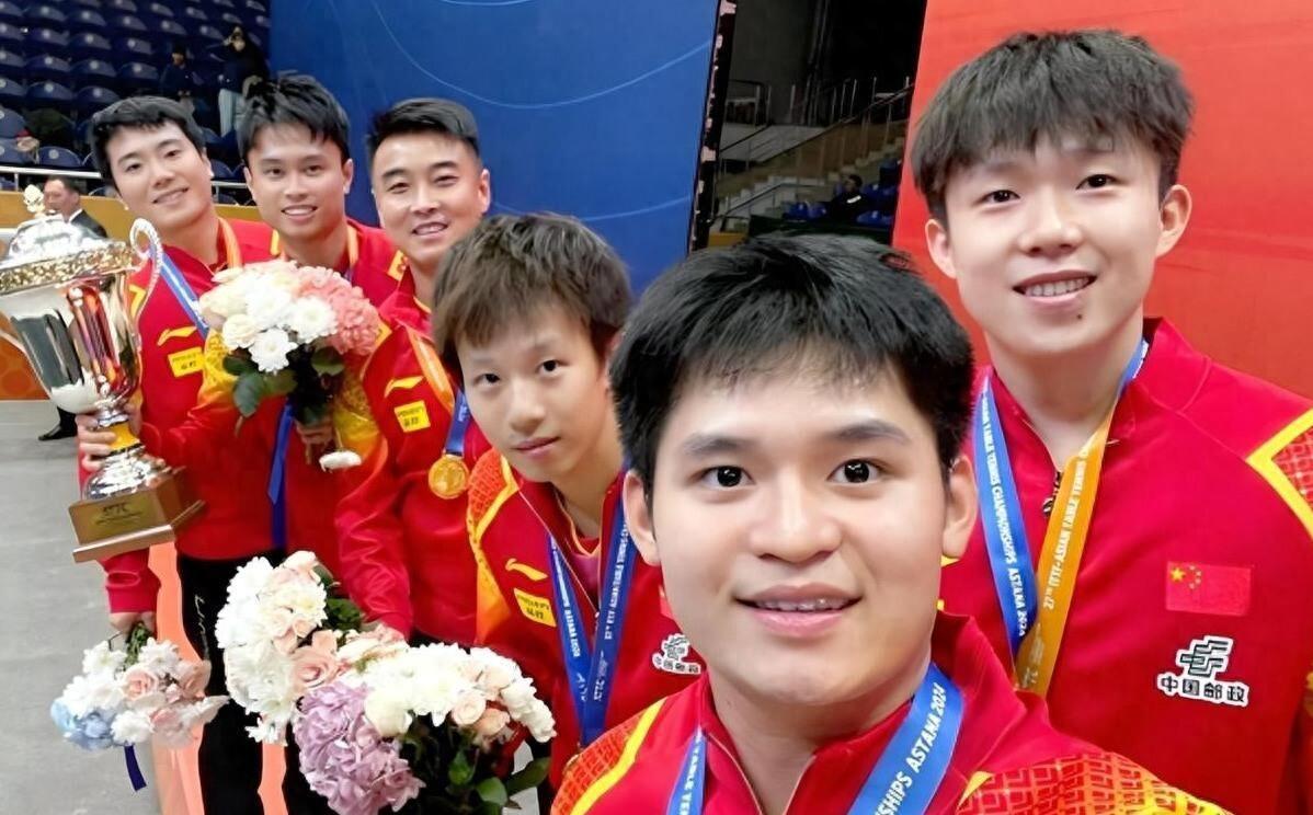卡佩罗：克鲁伊夫枕球球只用来踢，不能拿来当枕头